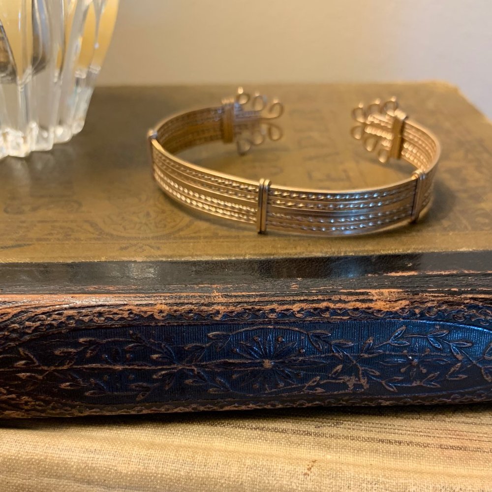 🎄Vintage Gold Toned Bracelet